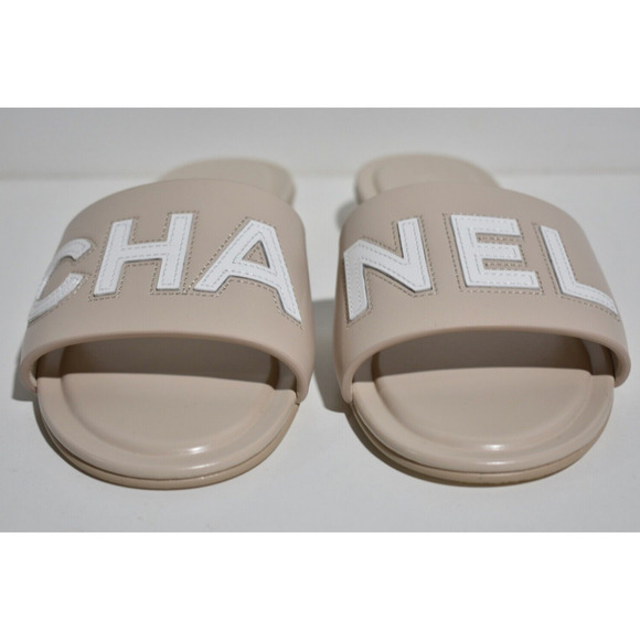 Chanel 23P Ivory White Leather CC Logo Letter Mules Slide Slip Sandal Flat 38 - Picture 9 of 12